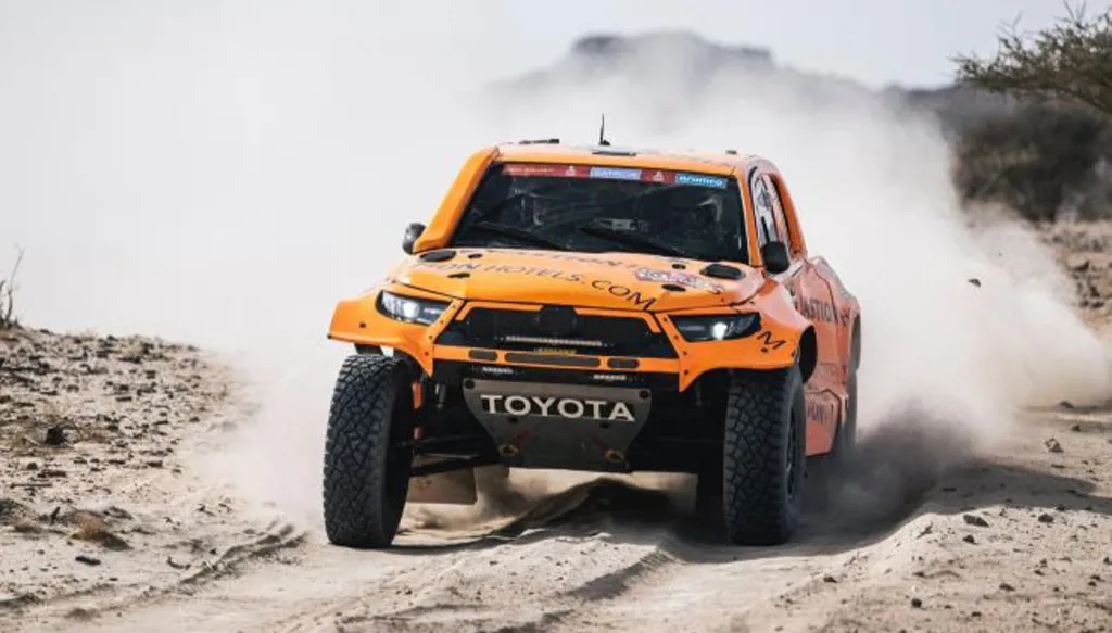 صحراء الربع الخالي تختبر أساطير الرالي في داكار 2025
