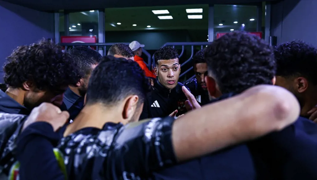 "بانينكا" إمام عاشور تنقذ الأهلي من السقوط أمام فاركو