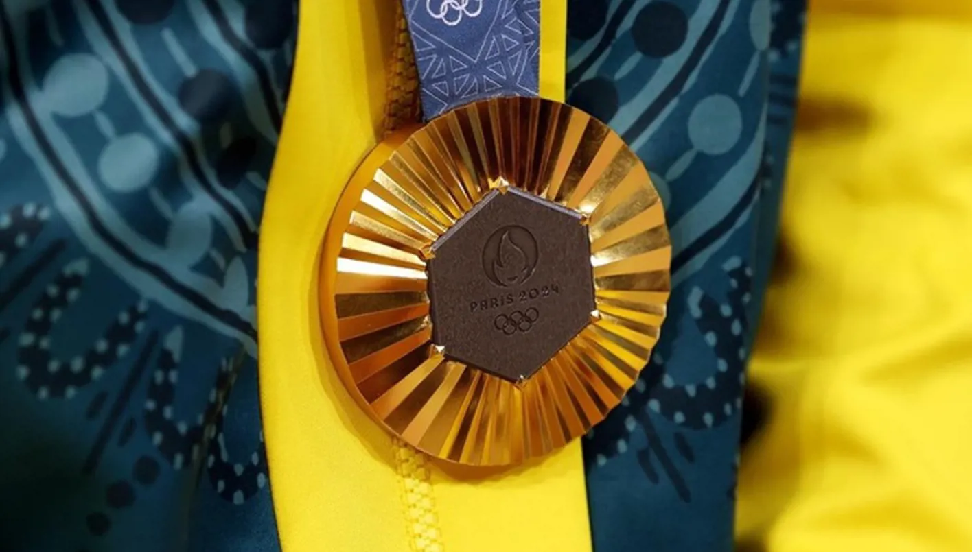 ميداليات أولمبياد باريس 2024 تفقد بريقها وتثير غضب الرياضيين