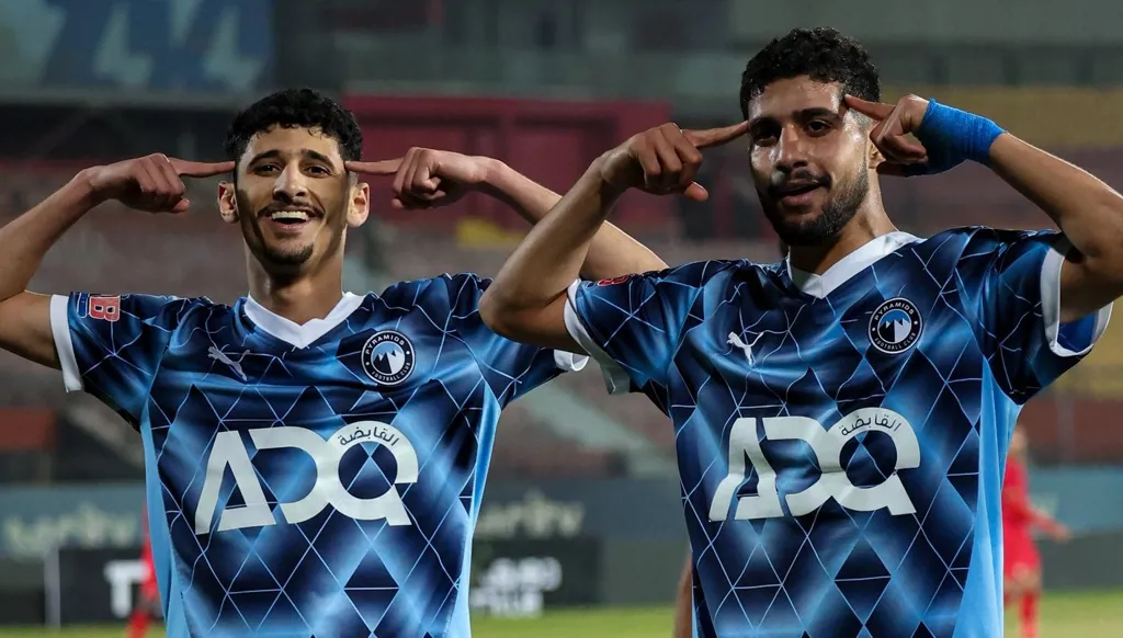 بيراميدز يتخطى مودرن سبورت ويعود لصدارة الدوري المصري