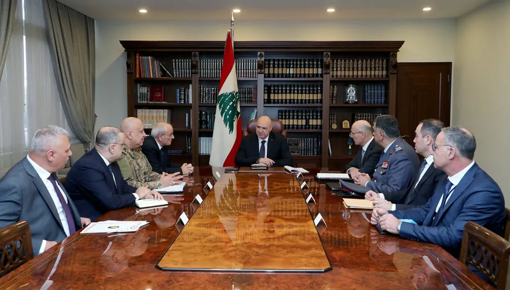 قُبيل يومَين من تشييع نصرالله وصفي الدين... اجتماع أمني في قصر بعبدا برئاسة عون
