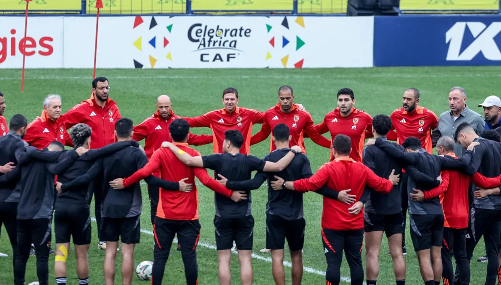 لا غالب ولا مغلوب بين الأهلي وصنداونز (صور وفيديو)