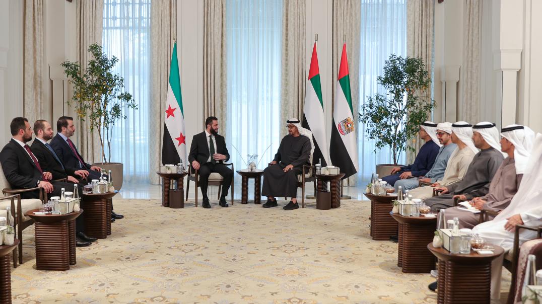 الشرع والرئيس الإماراتي (إكس).