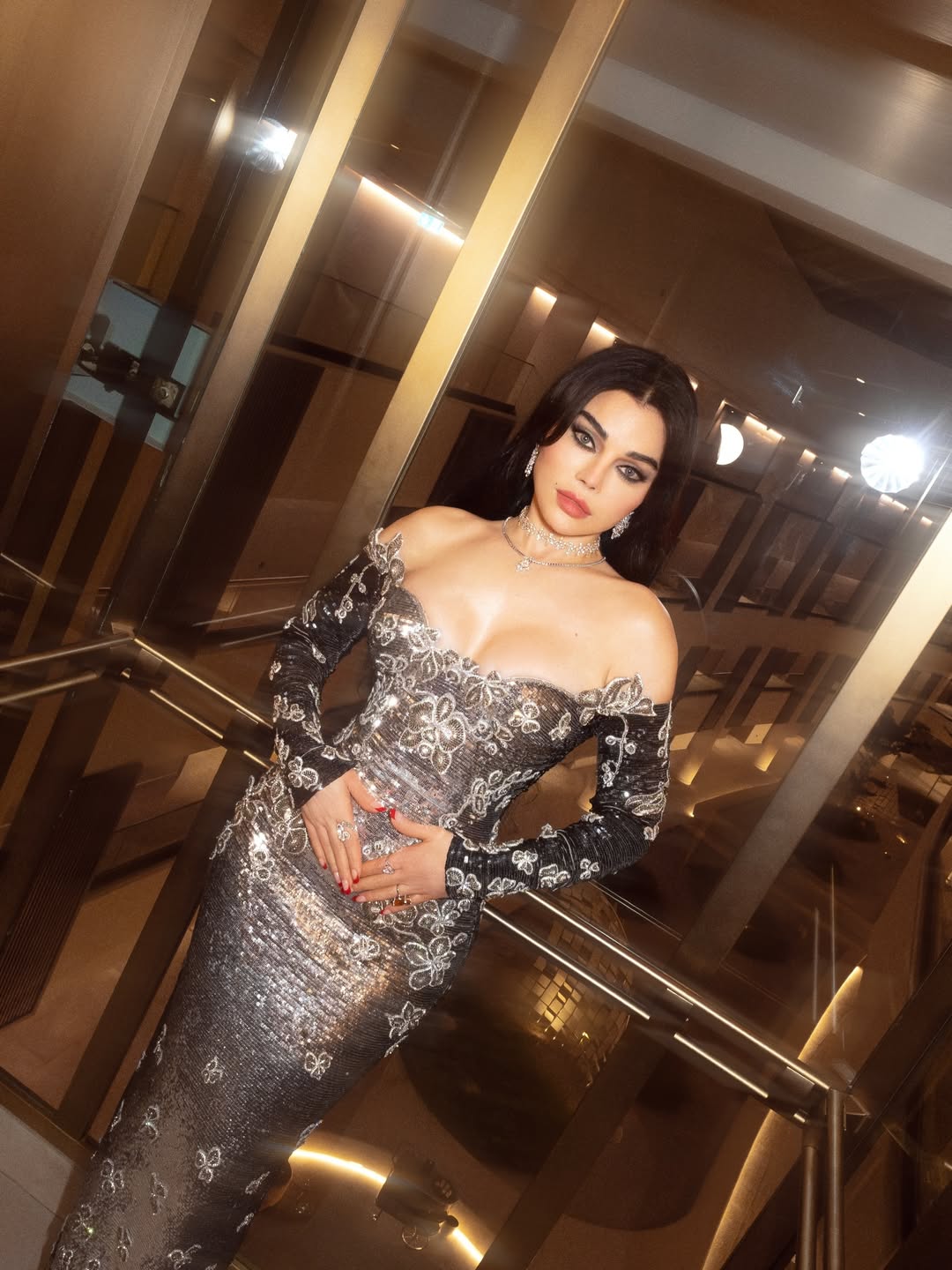 فستان هيفاء وهبي في حفلة رأس السنة بتوقيع جورج حبيقة