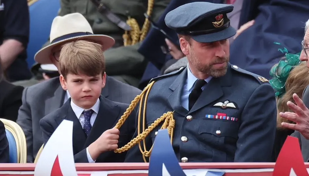 الأمير لويس يتصدر السوشيل ميديا بتقليده للأمير جورج في "يوم النصر" (صور وفيديو)