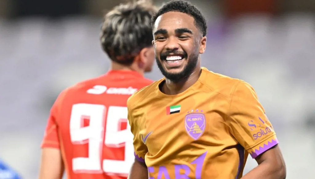 محمد عوض الله يجدد الولاء للعين حتى 2028