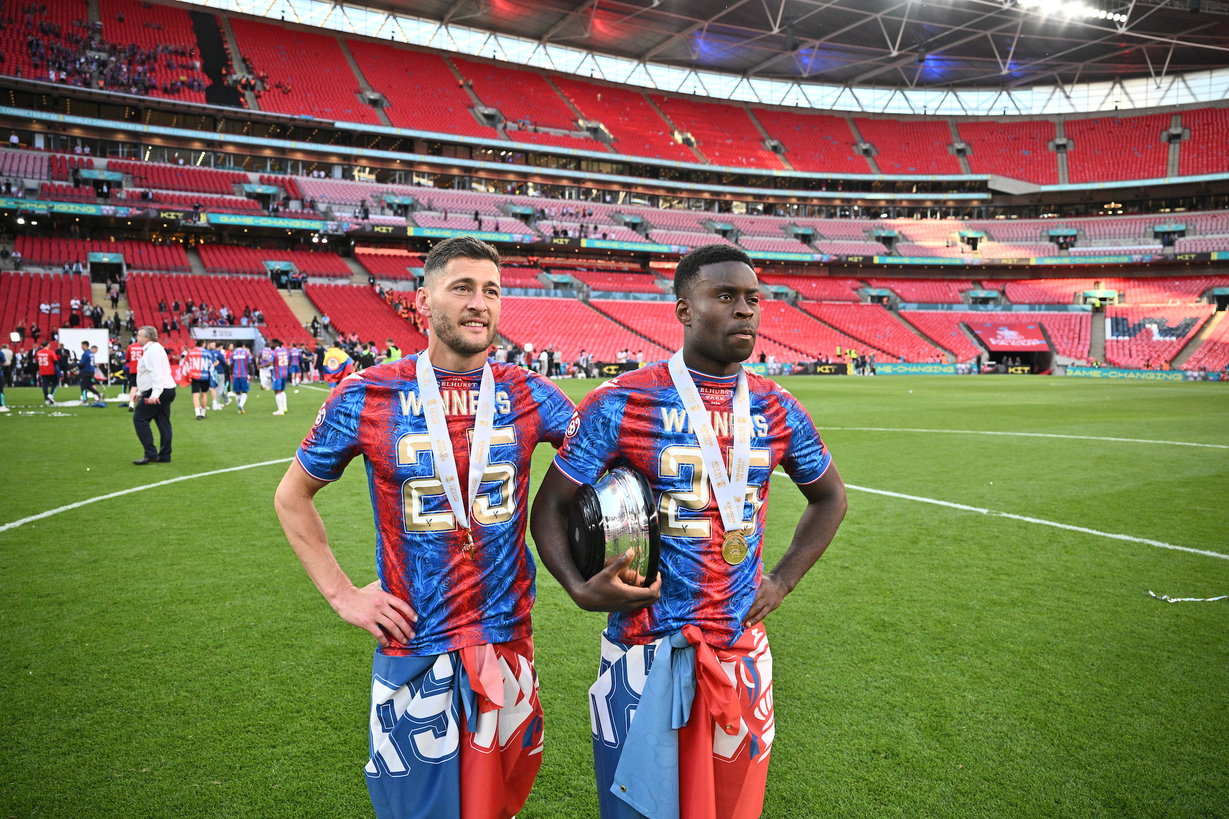 كريستال بالاس حامل لقب كأس الاتحاد الإنكليزي. (إكس)