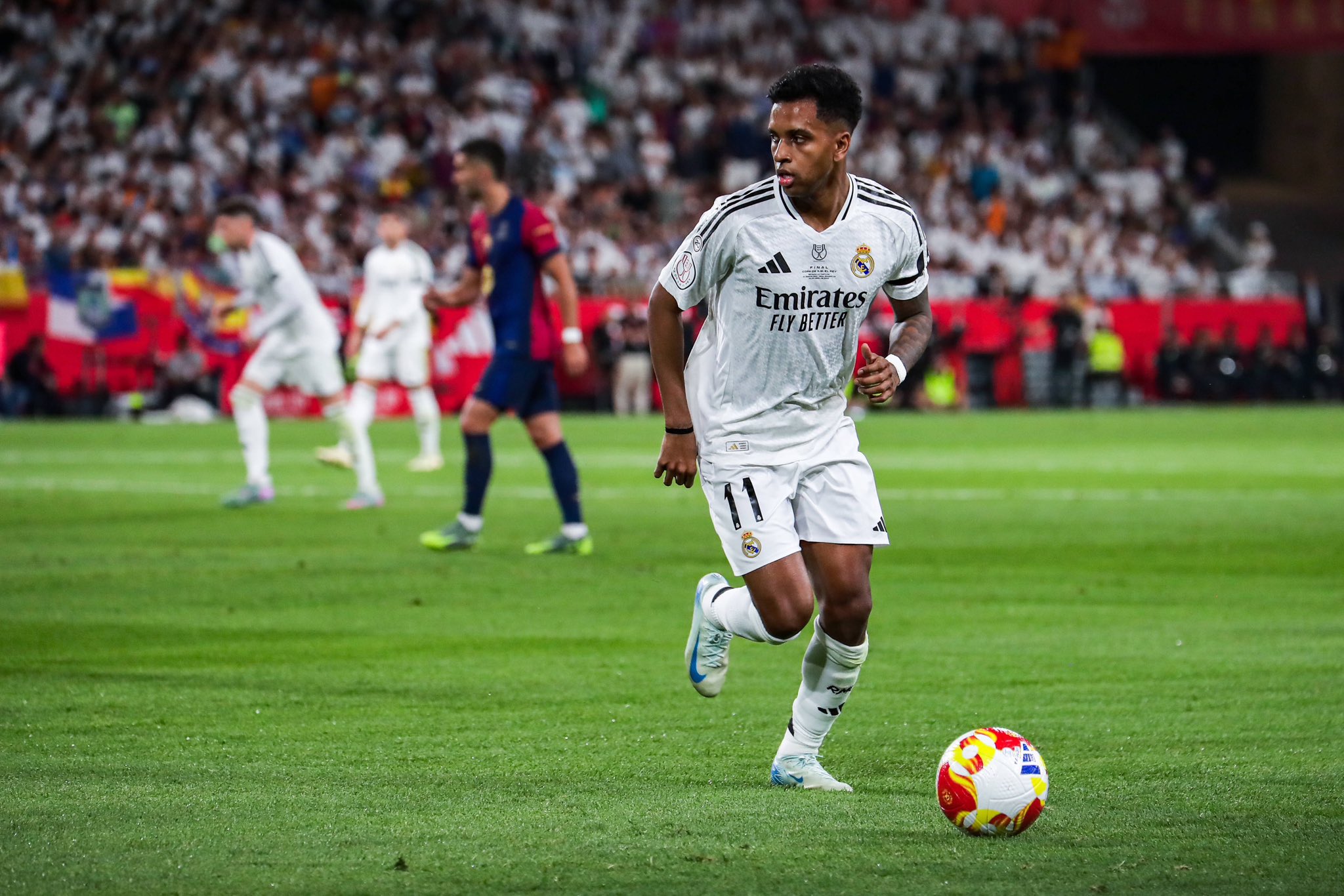 هل يغادر رودريغو النادي الملكي قريباً؟ (وكالات)