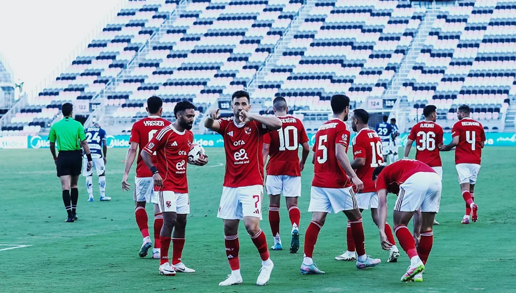 الأهلي يسقط في تجربة باتشوكا