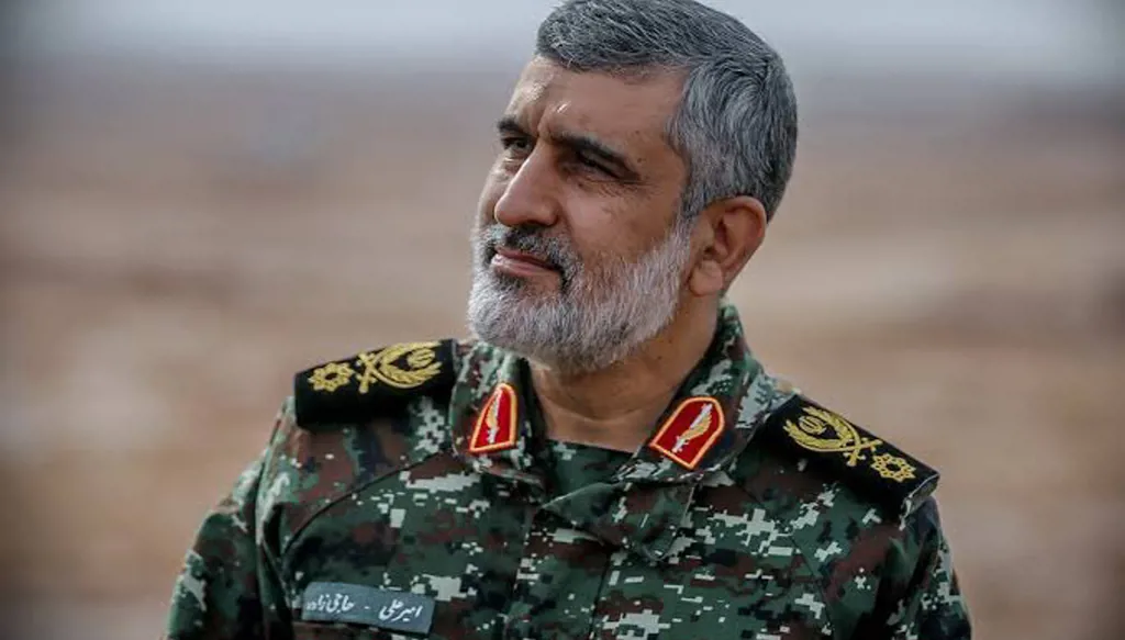 من هو قائد الوحدة الجو فضائية الإيرانية حاجي زاده الذي قتل في الهجوم الاسرائيلي؟