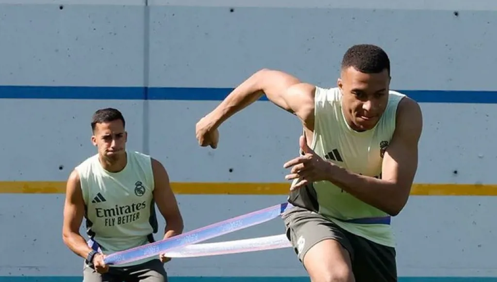 مبابي يربك حسابات ريال مدريد قبل صدام باتشوكا