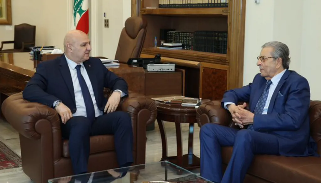 عون يلتقي يزيد بن فرحان في قصر بعبدا