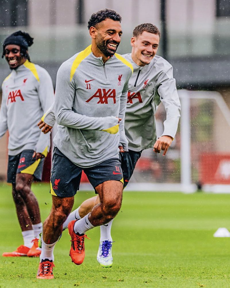 صلاح وفيرتز في تمارين ليفربول. (وكالات)