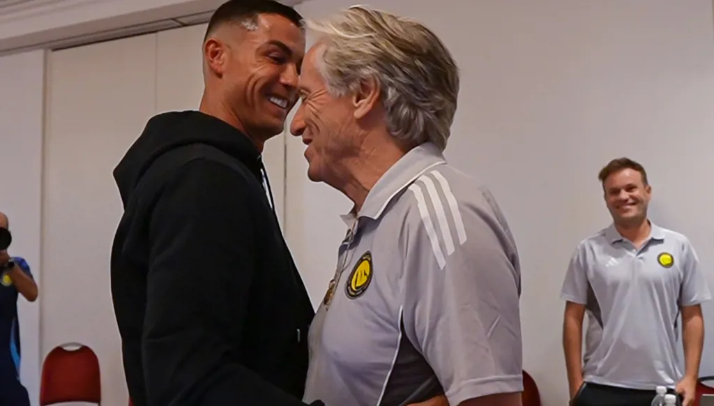 جيسوس يطلق وعداً نارياً لجماهير النصر