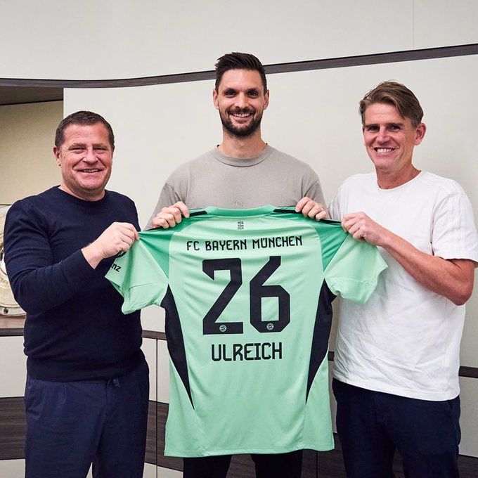 أولرايش بعد تجديد عقده. (إكس)