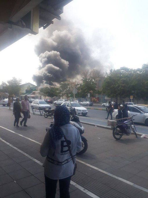 الحريق في مشهد (إكس)