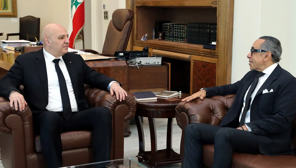 سفير مصر في لبنان من بعبدا: توافق داخلي واسع على ضرورة بسط الدولة سلطتها الكاملة