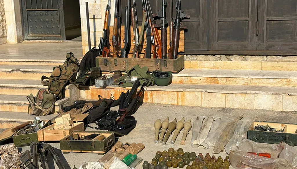 عمليات دهم لمنازل مطلوبين في منطقة القصر – الهرمل