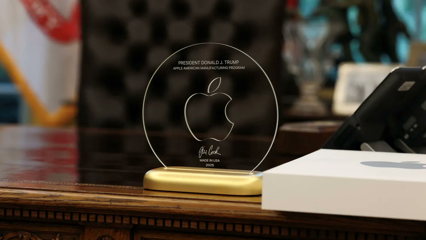 صورة للوح الزجاجي (وكالات).