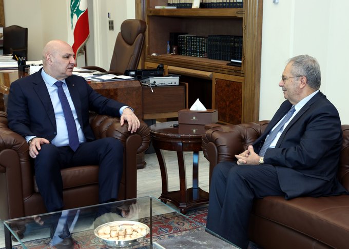 عون ومتري (الرئاسة اللبنانية).