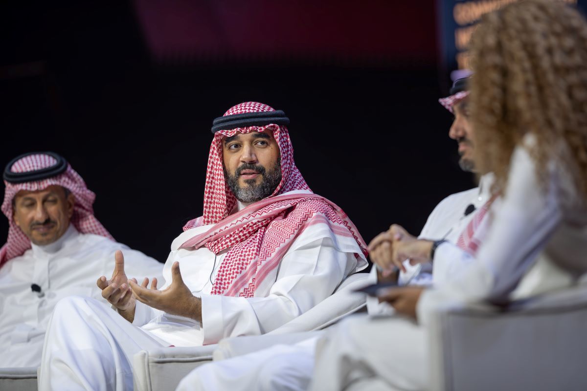 الأمير فيصل بن بندر. (وكالات)