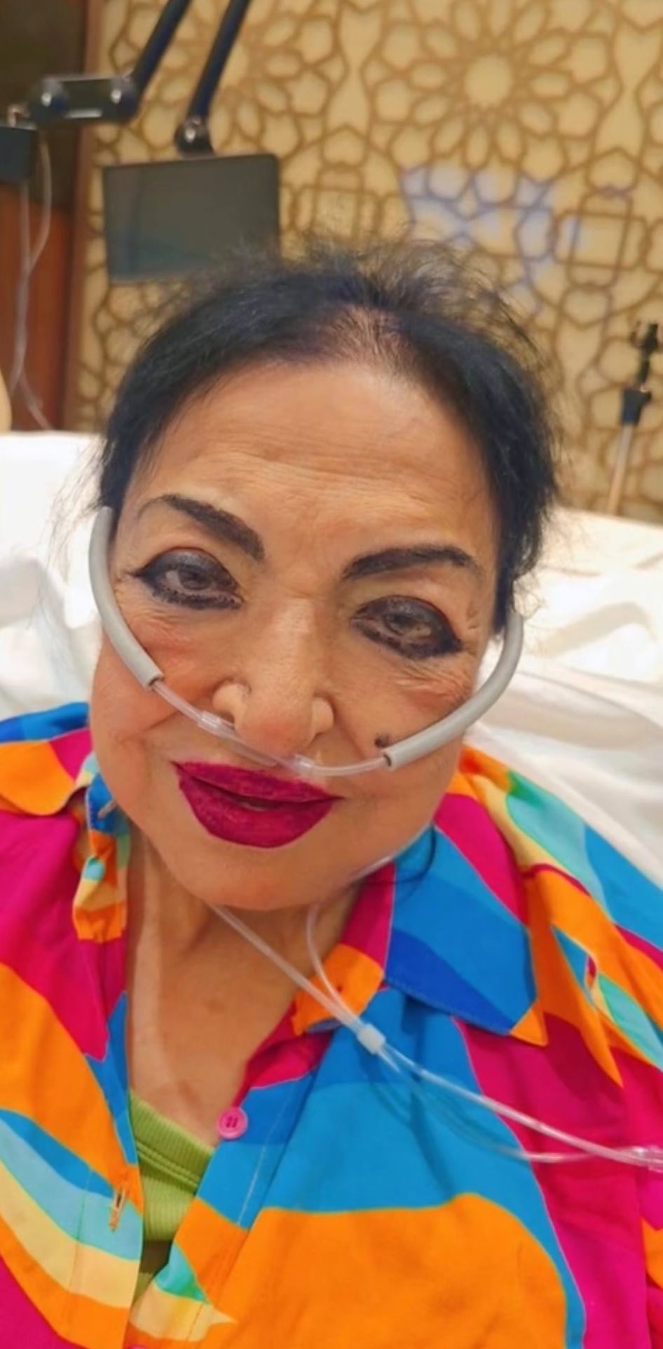 صورة قديمة لسميرة توفيق بعد إجرائها عملية القسطرة (إكس).