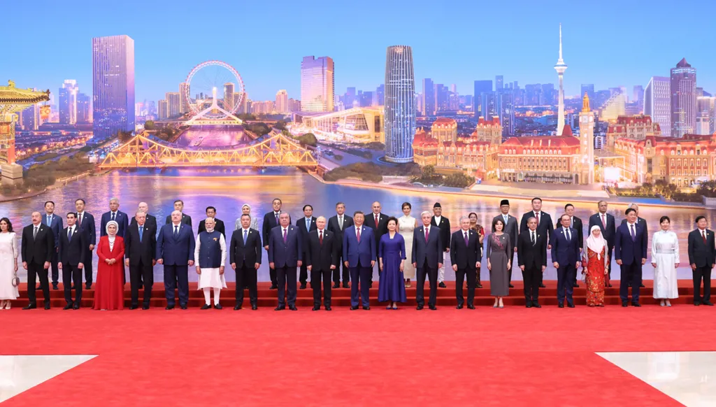 افتتاح قمة منظمة شنغاي بحضور 20 من قادة أوراسيا... شي يُندّد بـ"عقلية الحرب الباردة" وبوتين: الغرب سبب أزمة أوكرانيا