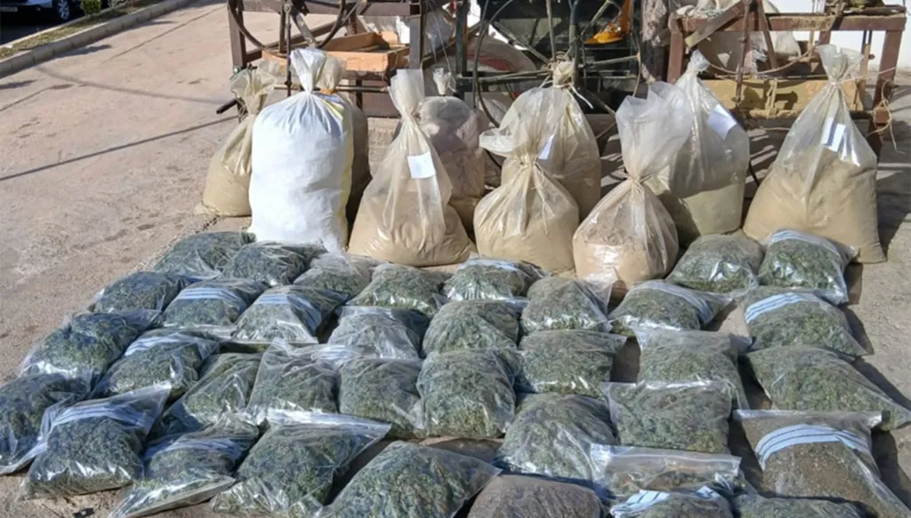 الجيش يضبط آلات لتصنيع المخدرات في بعلبك