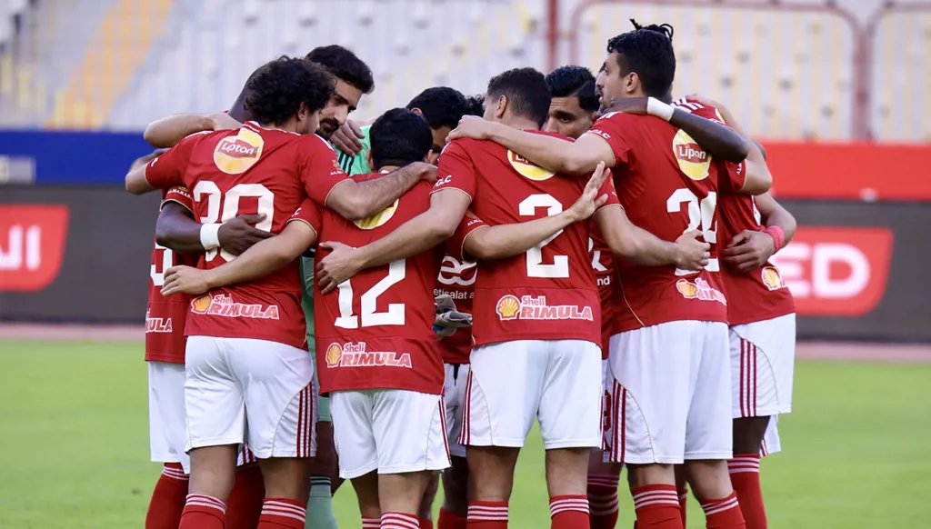 الأهلي يضرب بثلاثية ويضغط على صدارة الدوري المصري (فيديو)