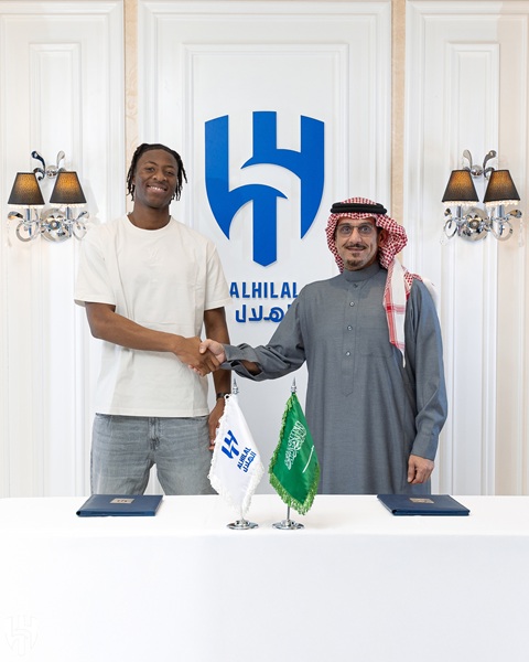 ميتي ينضم إلى الهلال السعودي. (حساب الهلال على إكس)