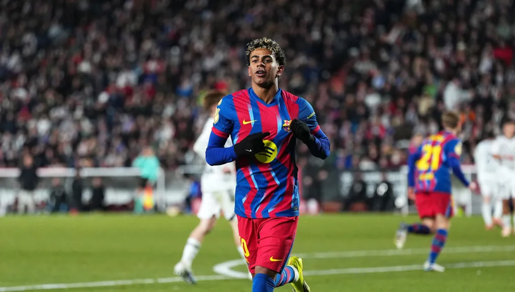 قمّة من العيار الثقيل في الدوري الإسباني... موعد مباراة برشلونة وأتلتيكو مدريد والقنوات الناقلة