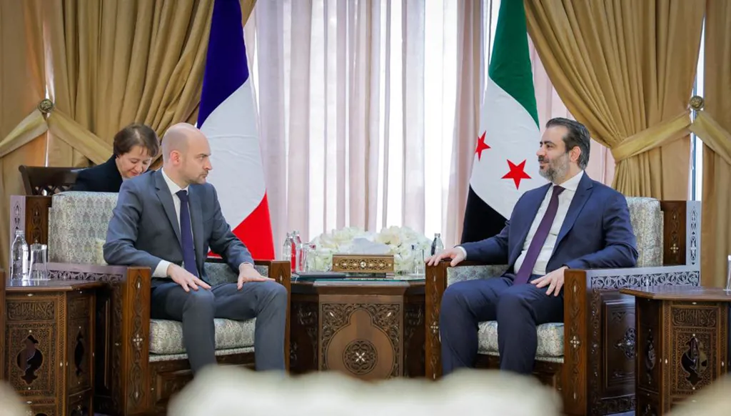 وزير الخارجية الفرنسي يبدأ من دمشق جولة إقليمية "حساسة"... وتأكيد على وحدة سوريا وسلامة أراضيها