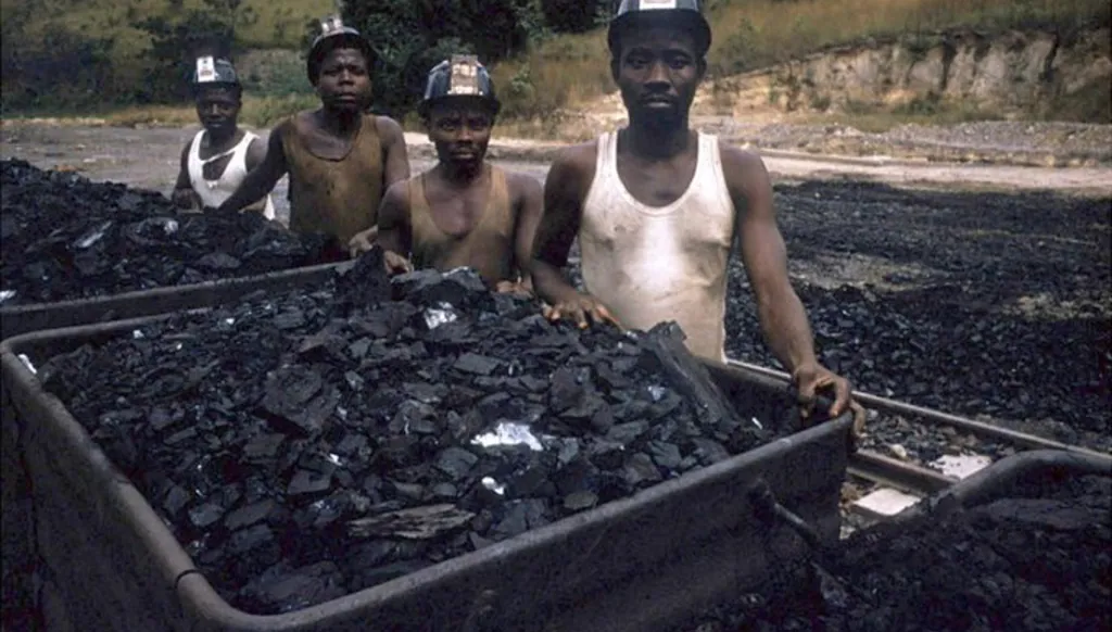 الهند... 18 قتيلاً بانفجار في منجم غير شرعي للفحم