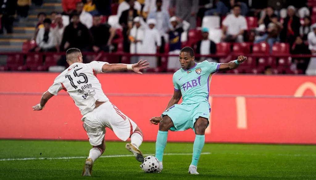 العين يواصل مطاردة شباب الأهلي بفوز قاتل على الجزيرة... ترتيب الدوري الإماراتي
