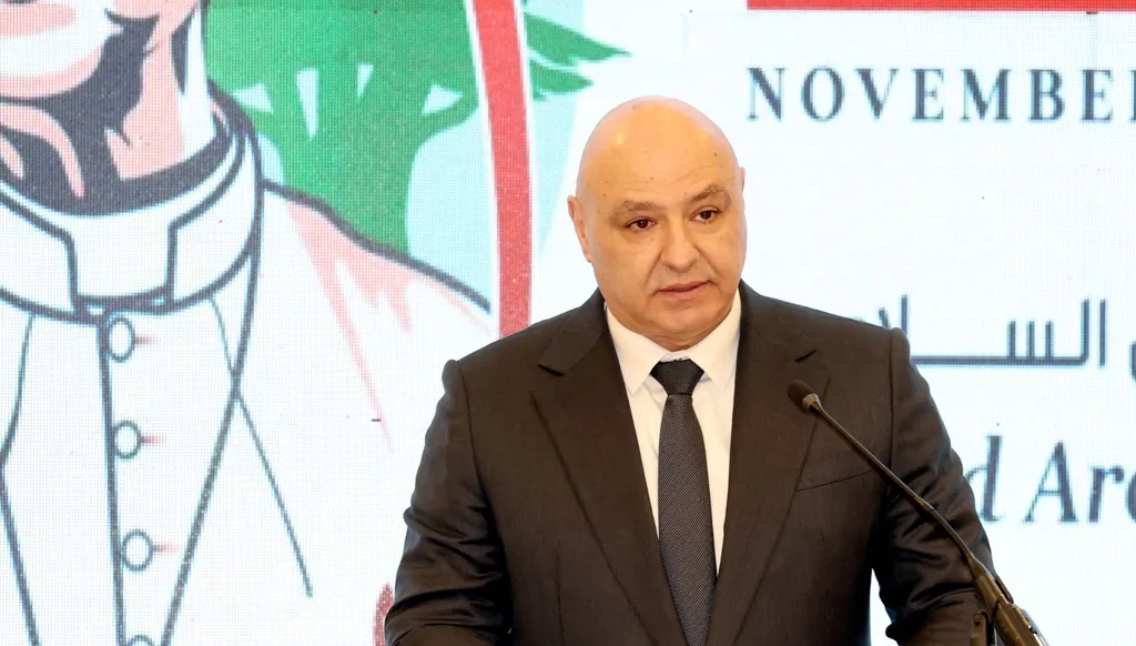 رئيس الجمهورية واللبنانية الأولى يُكرّمان المساهمين في نجاح زيارة البابا (صور)