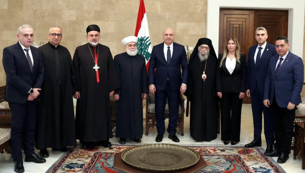 وفد من مدينة طرابلس التقى عون: الوضع خطير والكارثة كبيرة في المنطقة