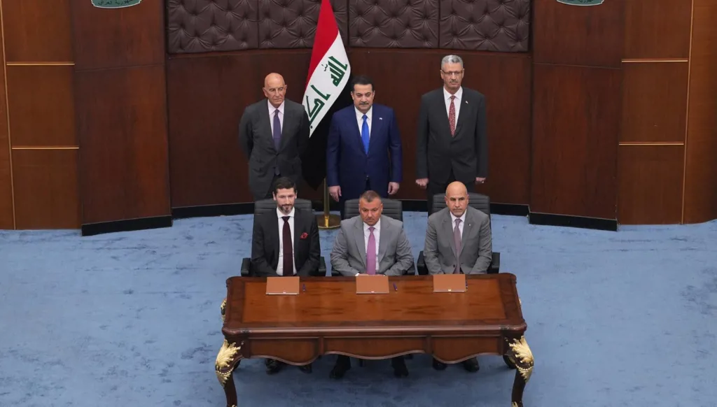 العراق يوقع اتفاقيتي مبادئ بين شركاته النفطية و"شيفرون" الأميركية