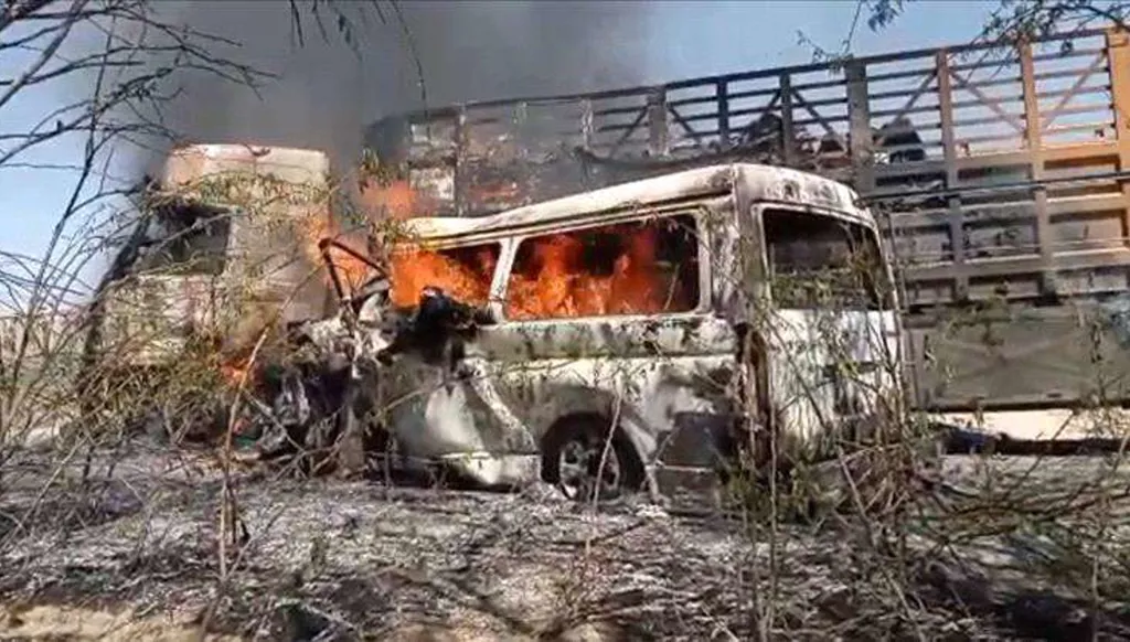 في اليمن... حادث سير مروّع يخلّف 11 قتيلاً (صور وفيديو)