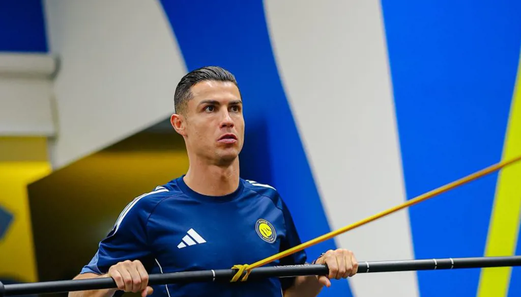 تحديد مدة غياب رونالدو... ما المباريات التي سيغيب عنها؟