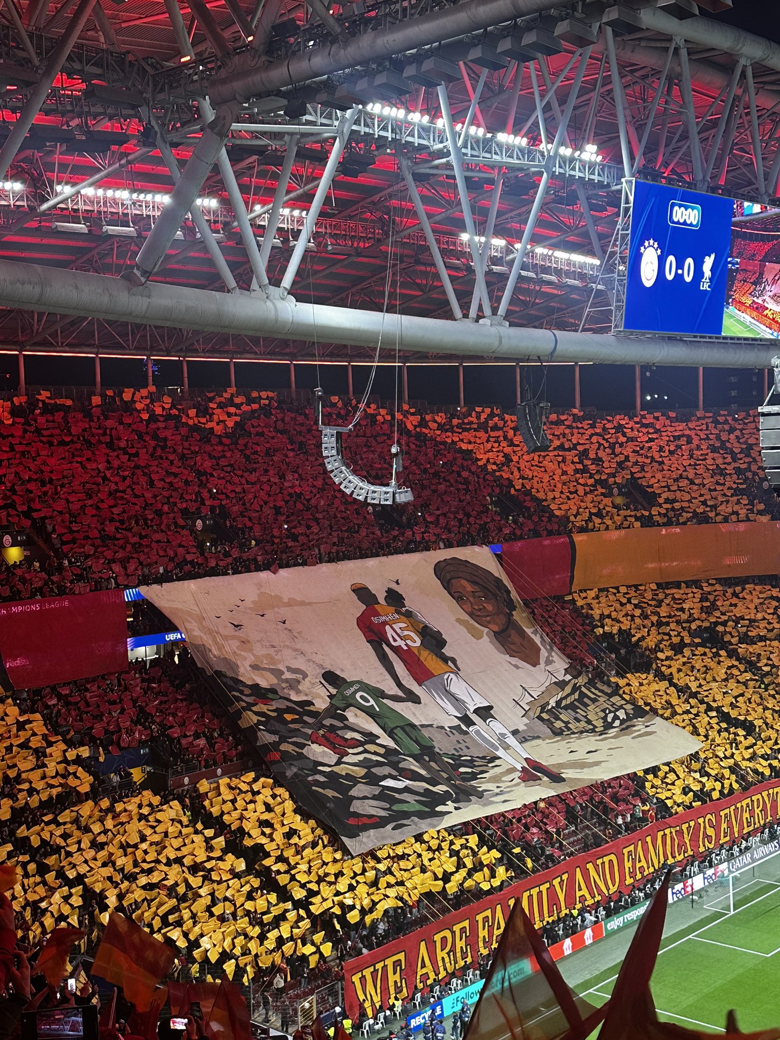 تيفو الجماهير.