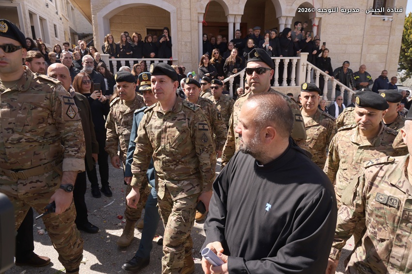 العماد رودولف هيكل في بلدة القليعة - مرجعيون (مديرية التوجيه)