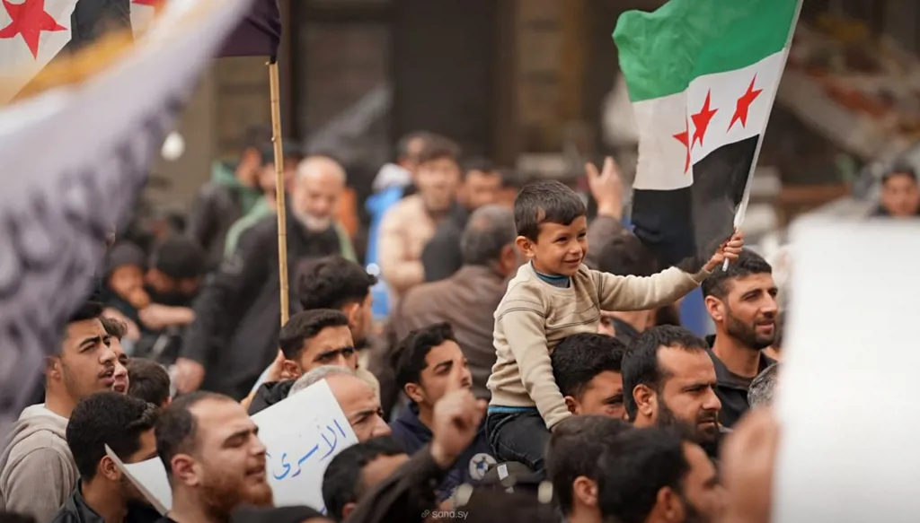 من فلسطين إلى السفارات... كيف انزلق الشارع في دمشق؟