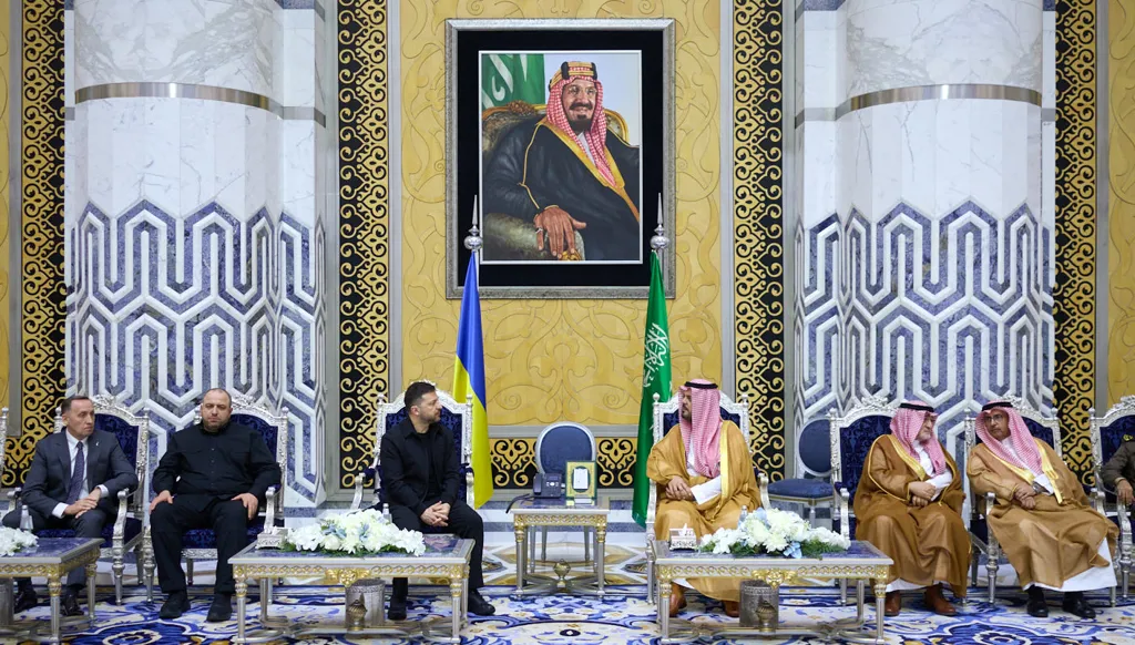 بالفيديو... زيلينسكي يصل إلى السعودية