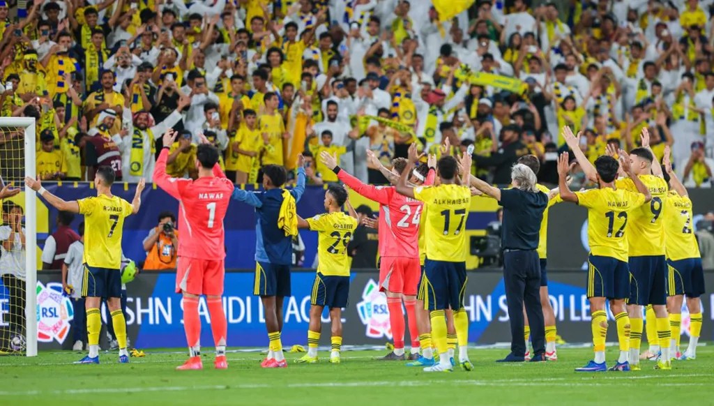 كريستيانو رونالدو لأول لقب مع النصر في الدوري السعودي. (حساب النصر على إكس)