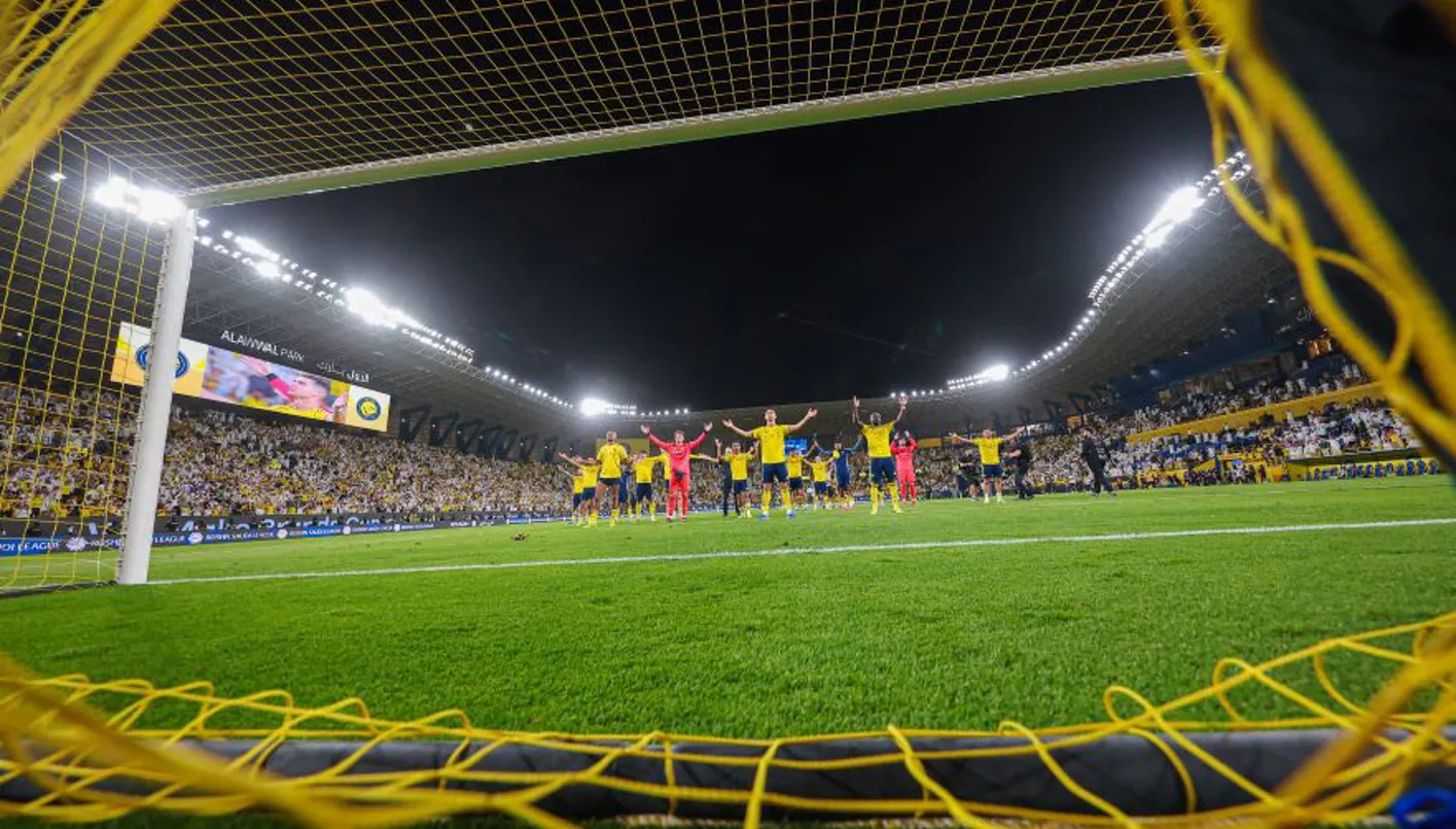 لاعبو النصر.