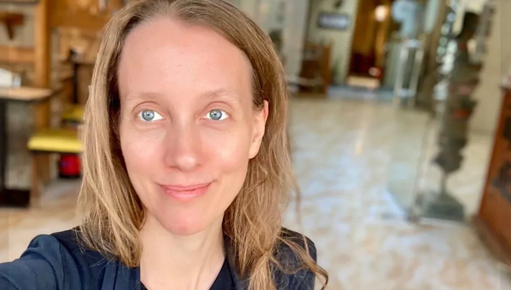 أوّل تعليق من الصحافية الأميركية شيلي كيتلسون بعد إطلاق سراحها في العراق