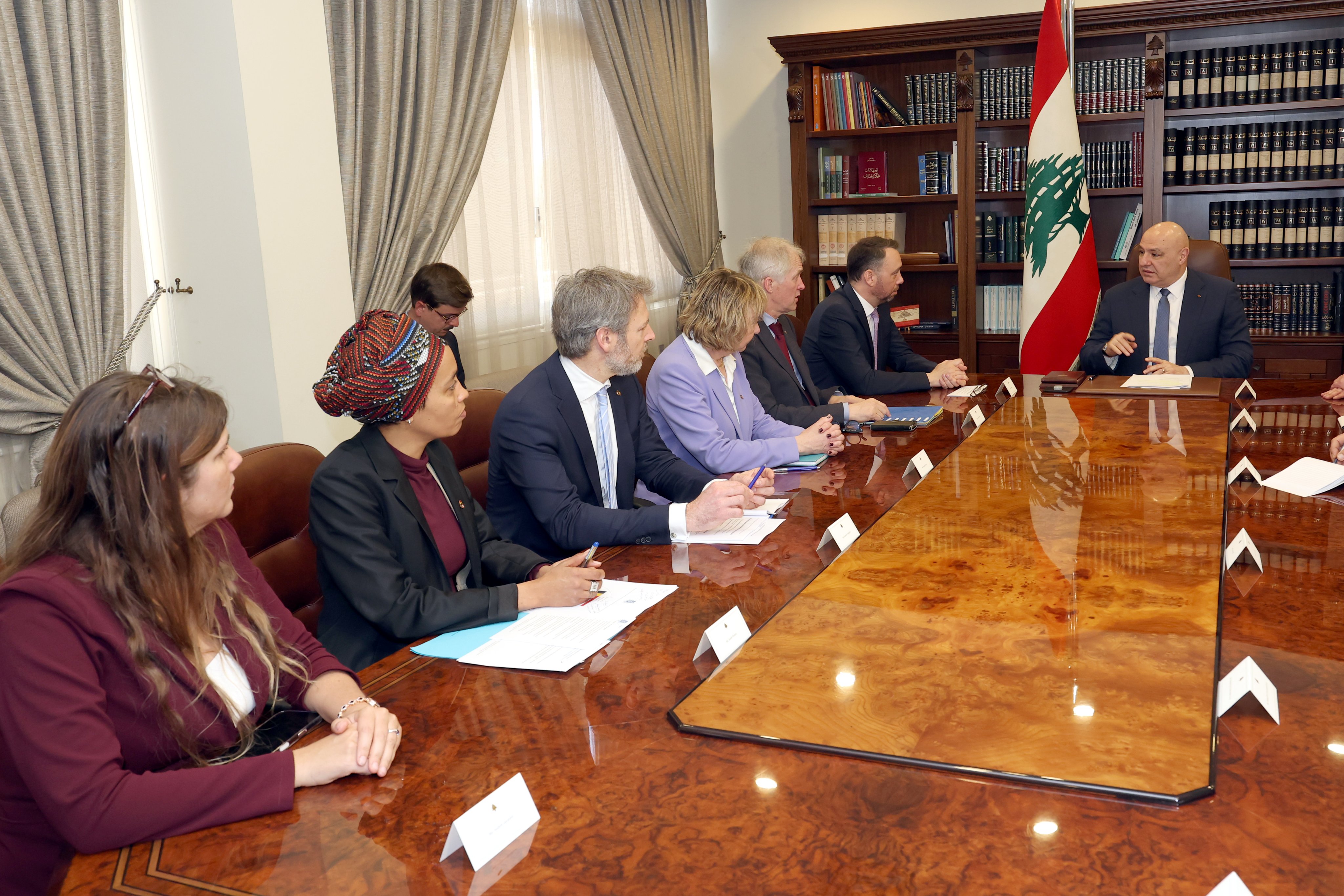 الرئيس عون يلتقي وزير خارجية بلجيكا. (رئاسة الجمهورية)