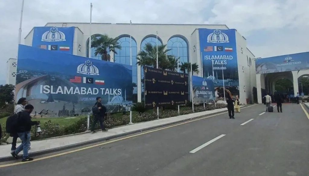 طهران ترفض جولة ثانية مع واشنطن... وتضع "شروطاً" لاستئناف المفاوضات