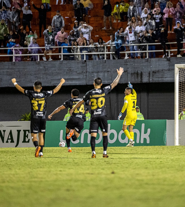 لاعبو أوليمبيا. (حساب أوليمبيا على إكس)