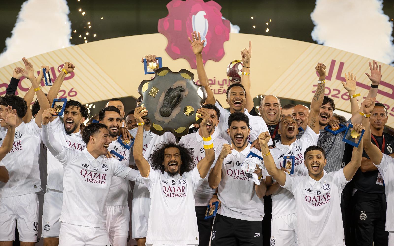 السد يحتفل باللقب. (وكالات)